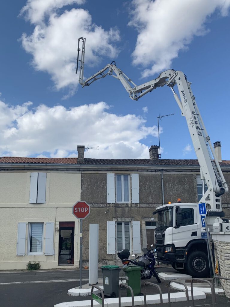 WhatsApp Image 2025 11 03 at 09.51.07